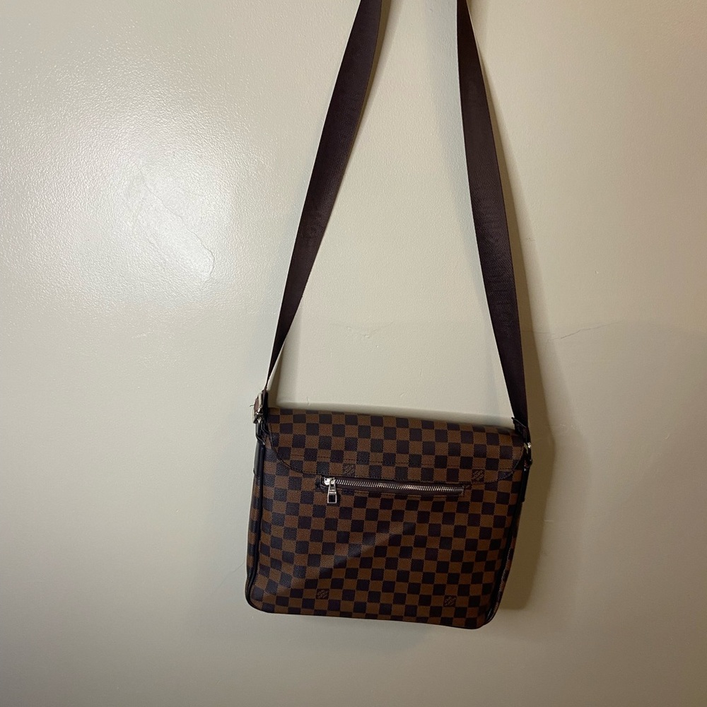 Brown Louis Vuitton messenger bag checkered with monogram inside - Picture 5 of 6